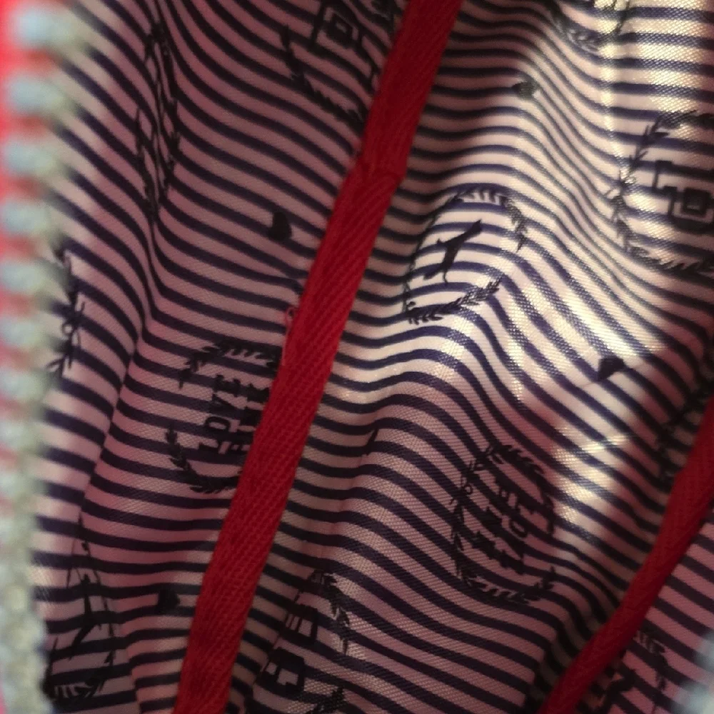 PINK Victoria's Secret Pink Cosmetic Bag - Picture 6 of 6